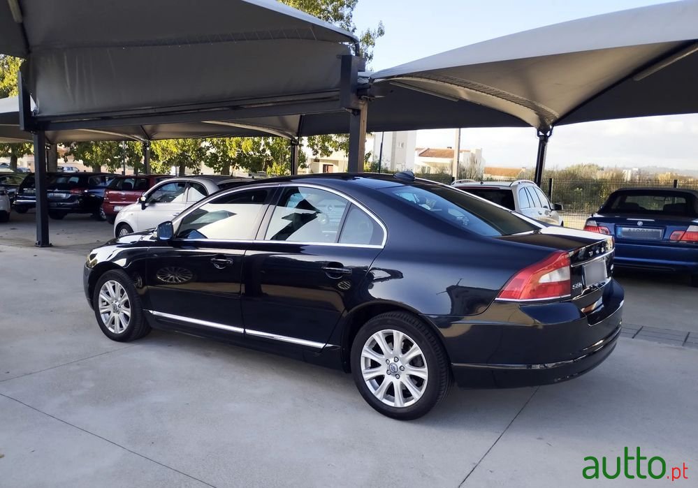 2011' Volvo S80 photo #4