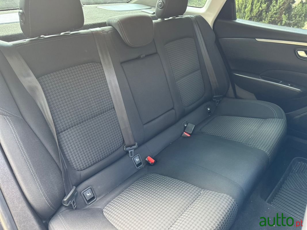 2016' Renault Talisman photo #6