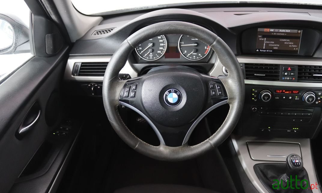 2007' BMW 320 photo #6