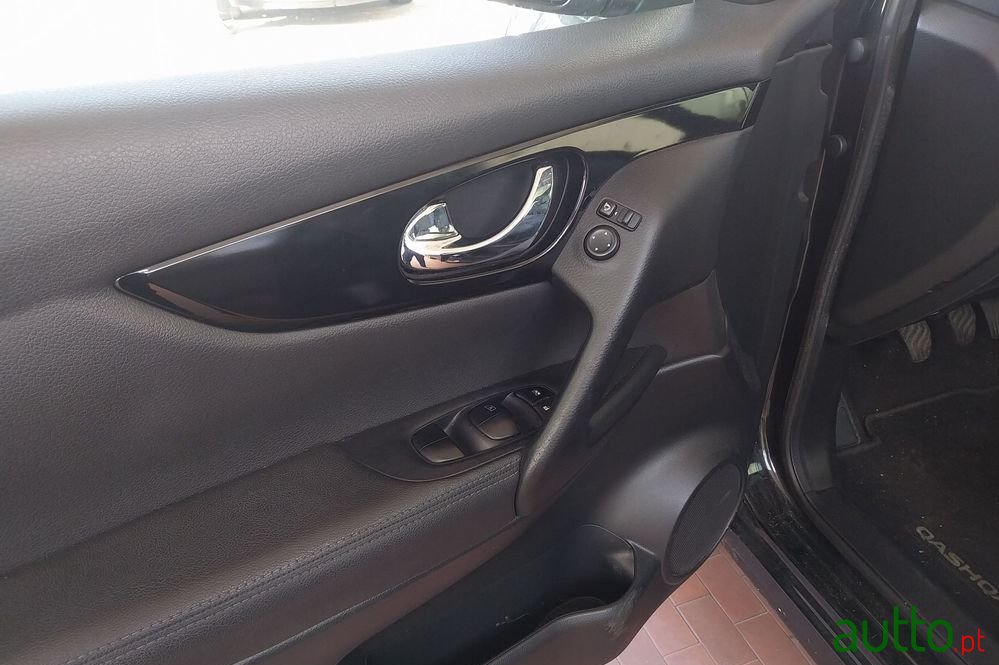 2016' Nissan Qashqai 1.5 Dci Tekna photo #3