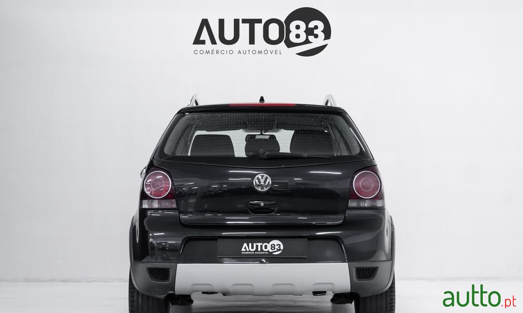 2007' Volkswagen Polo photo #3