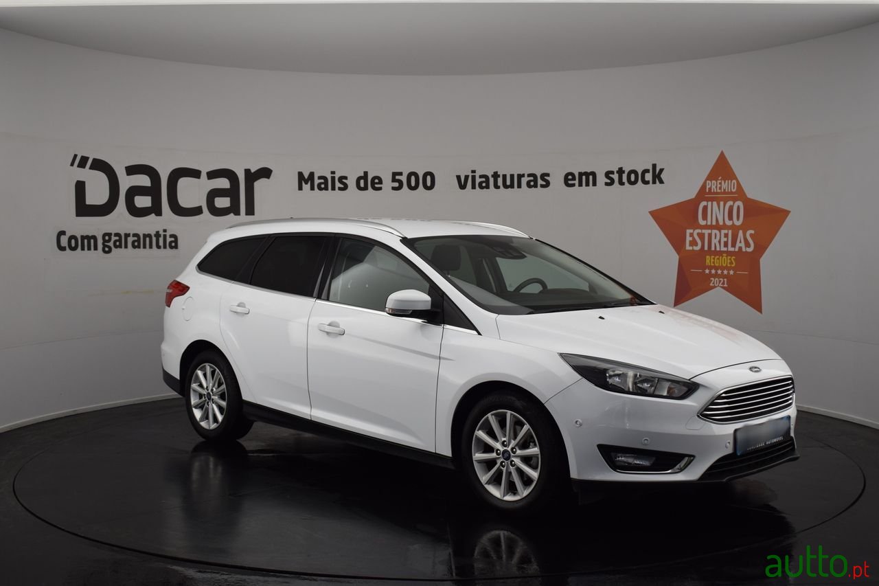 2017' Ford Focus Sw photo #1