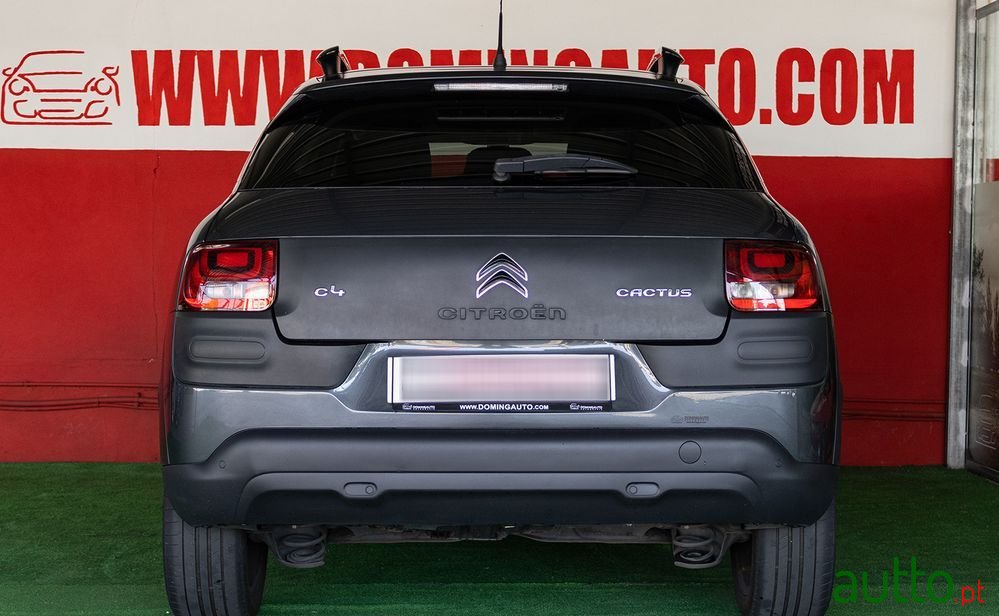 2016' Citroen C4 Cactus photo #5