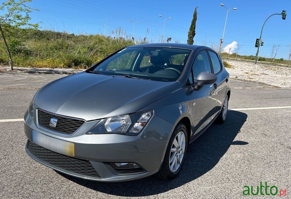 2015' SEAT Ibiza photo #1