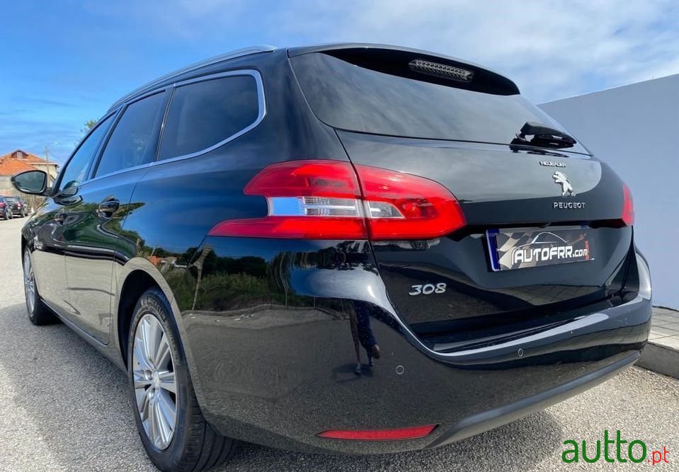 2018' Peugeot 308 Sw photo #5