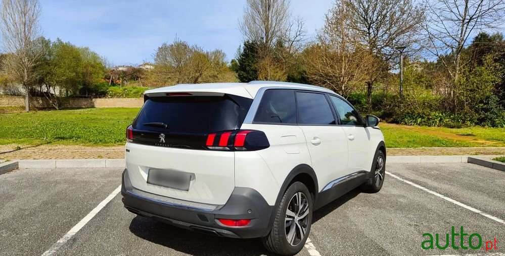 2018' Peugeot 5008 photo #4