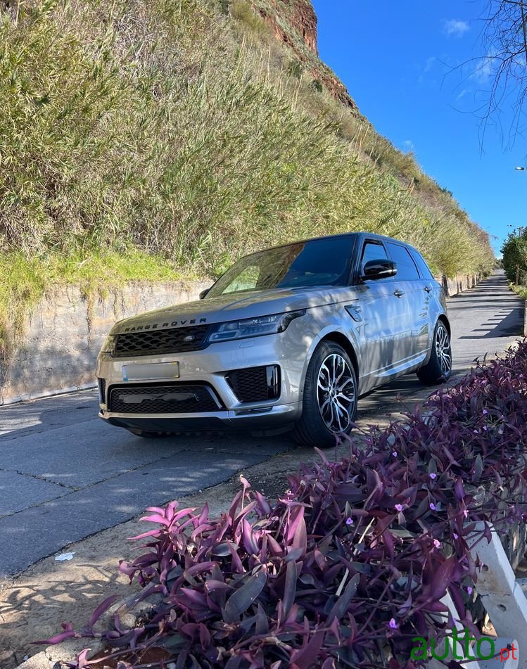 2019' Land Rover Range Rover Sport photo #6