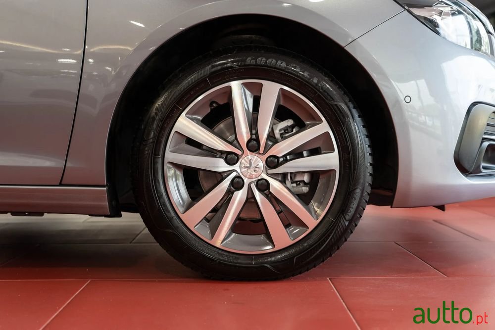 2019' Peugeot 308 Sw photo #4