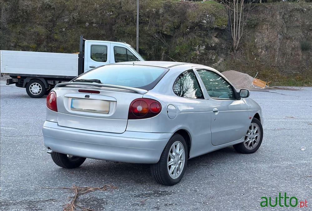 1999' Renault Mégane Coupe photo #3