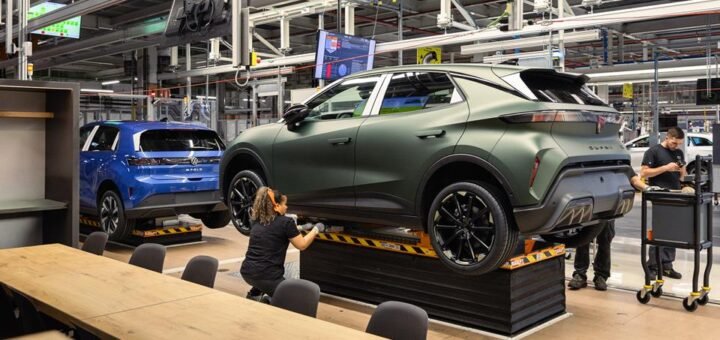 Cupra Raval and Volkswagen ID. Polo EVs Hit the Assembly Line in Spain