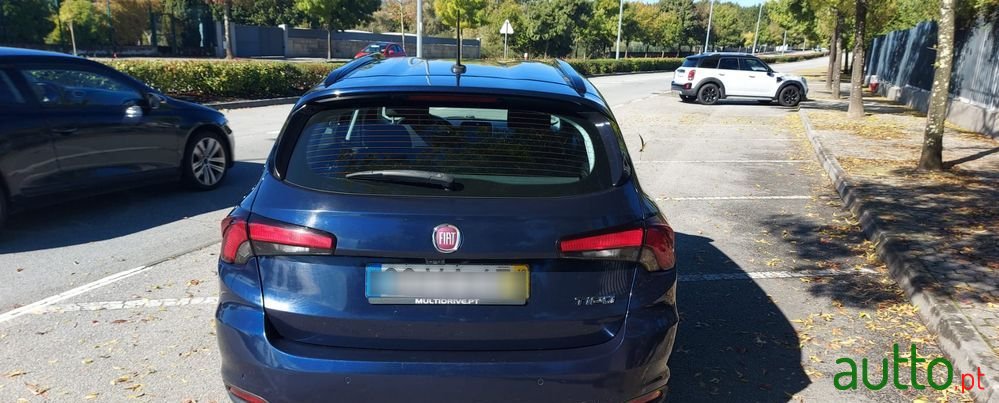 2018' Fiat Tipo Station Wagon photo #5
