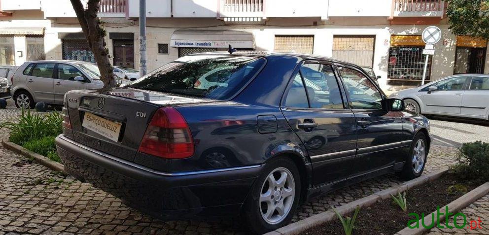 2000' Mercedes-Benz C-220 Cdi Sport photo #2