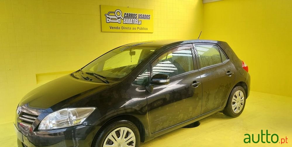 2010' Toyota Auris 1.33 Vvt-I photo #2