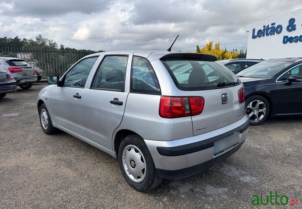 2001' SEAT Ibiza 1.4 Passion photo #4
