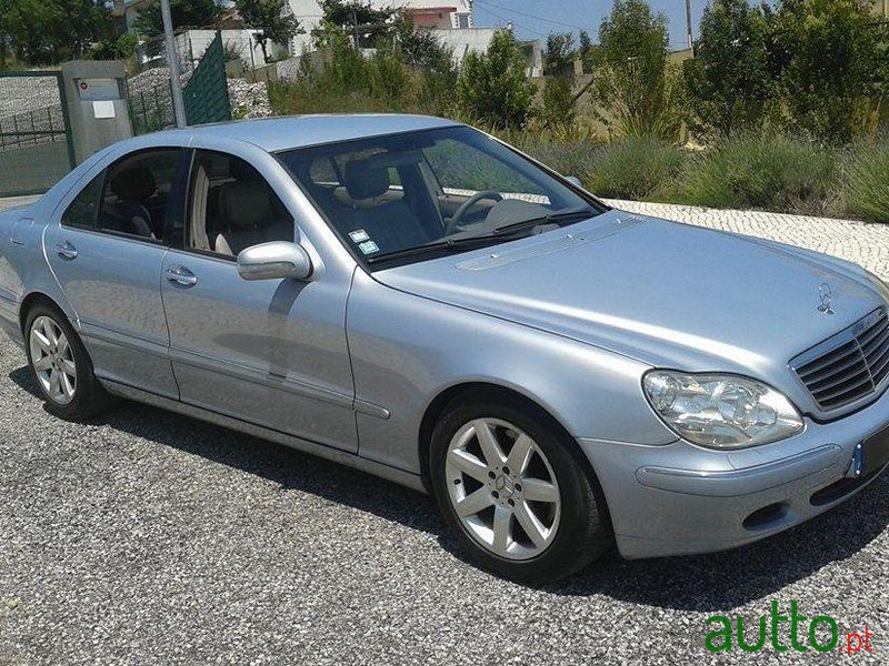 2000' Mercedes-Benz S-320 photo #1