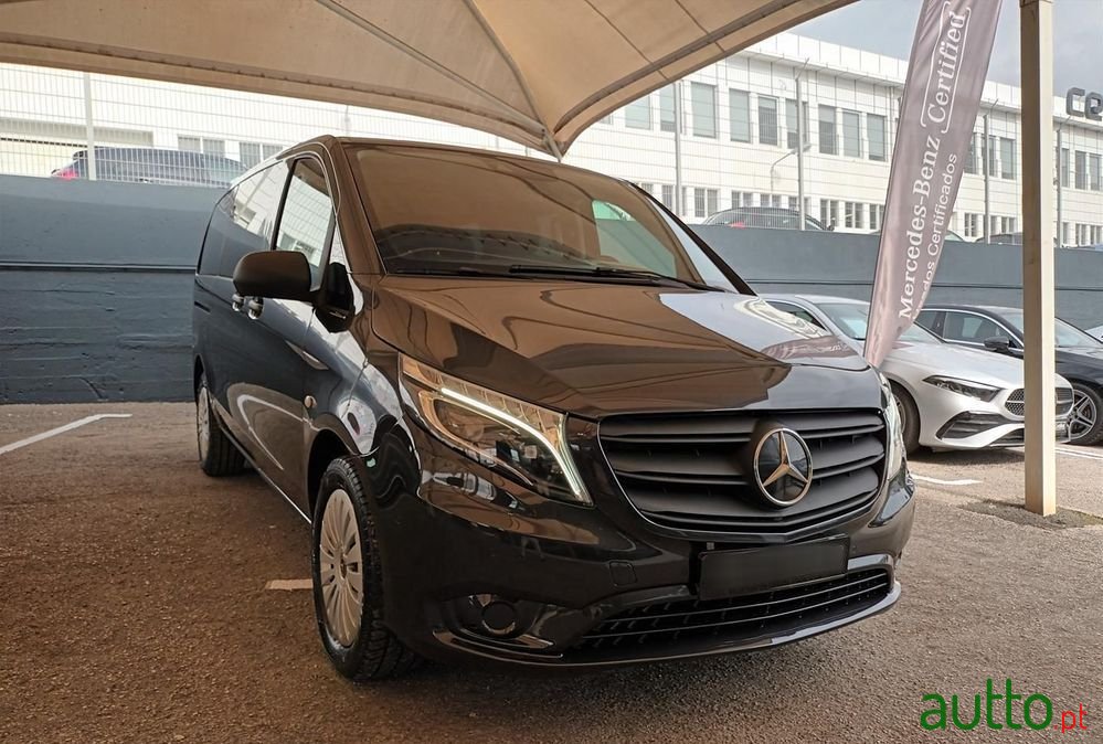 2022' Mercedes-Benz Vito photo #3