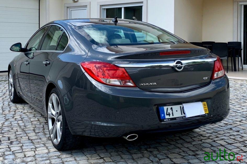 2010' Renault Clio photo #3