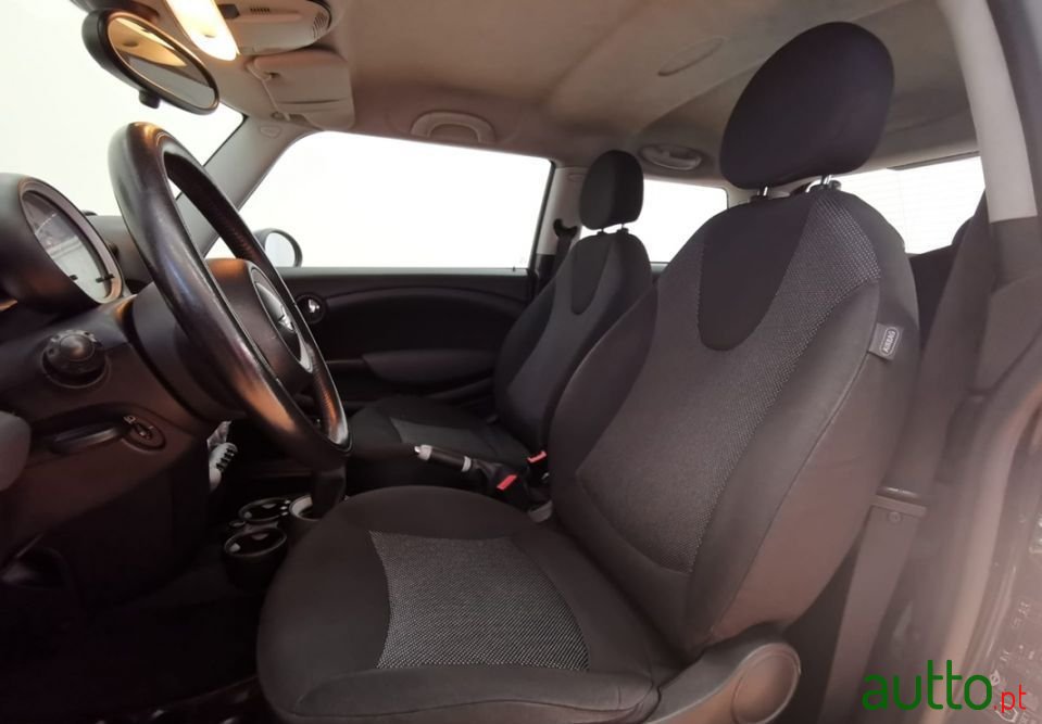 2008' MINI Cooper photo #5