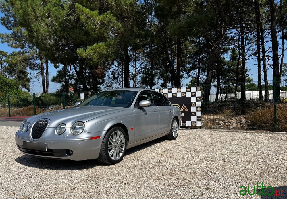 2004' Jaguar S-Type photo #1