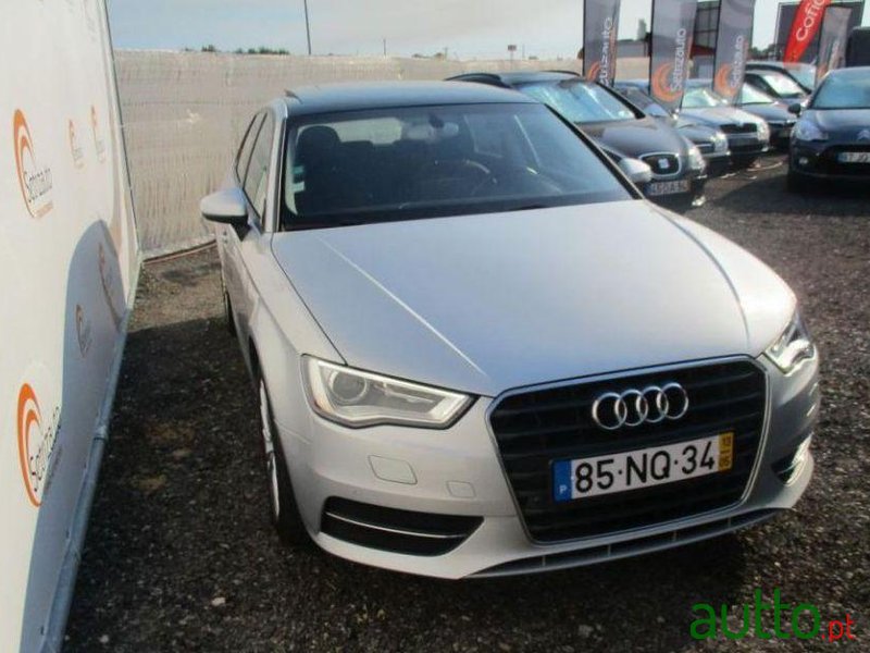 2013' Audi A3-Sportback 2.0 Tdi Sport photo #2