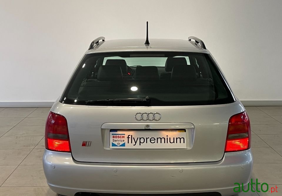 1999' Audi S4 Avant photo #6