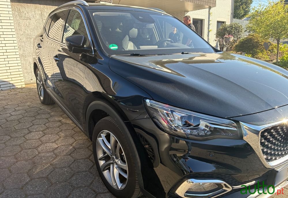 2022' MG EHS Luxury photo #1