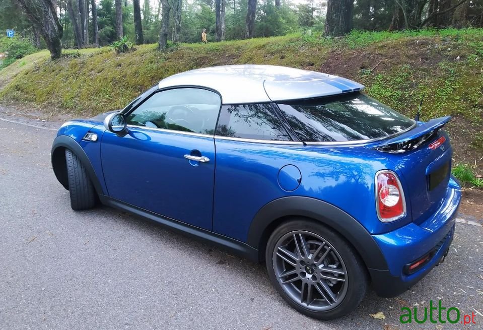 2012' MINI Coupe photo #4
