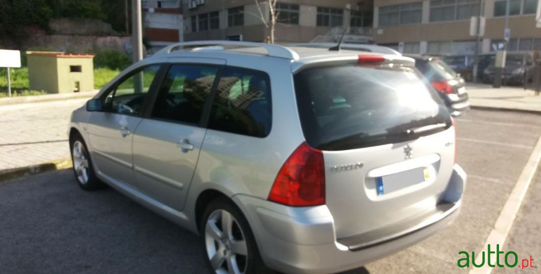 2008' Peugeot 307 Sw photo #1