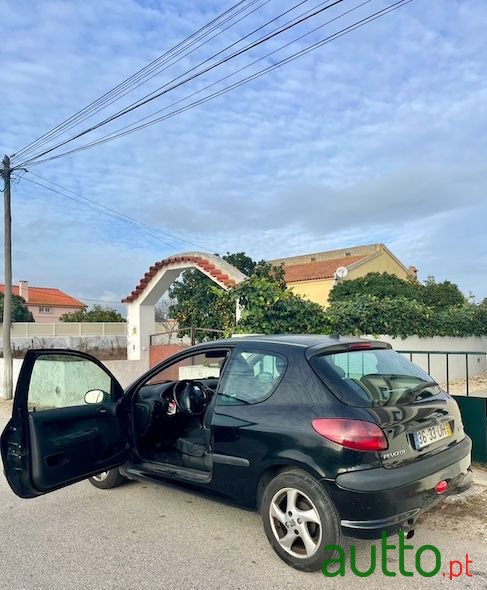 2002' Peugeot 206 photo #3