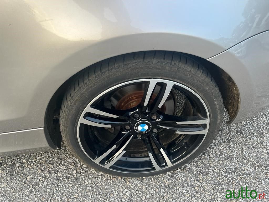 2008' BMW 120 photo #4