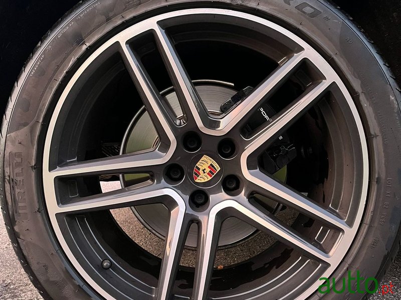 2019' Porsche Macan photo #7