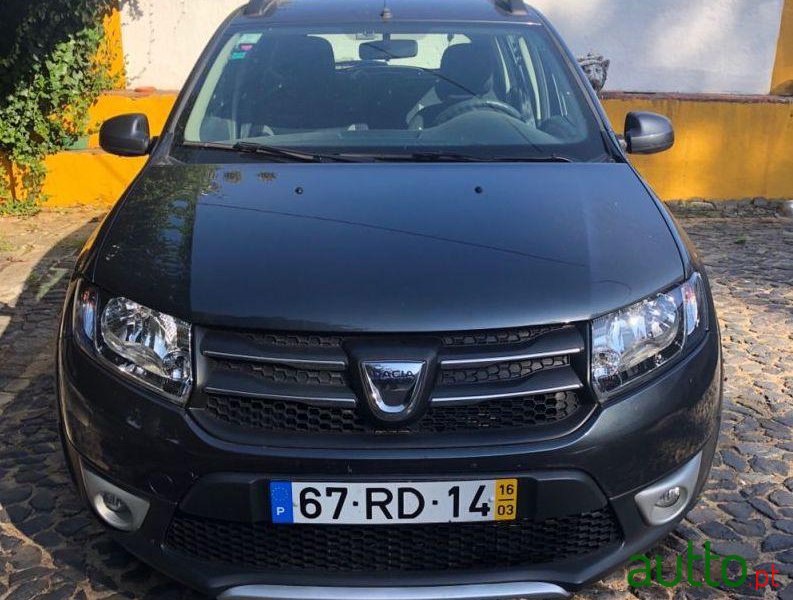 2016' Dacia Sandero Stepway photo #2