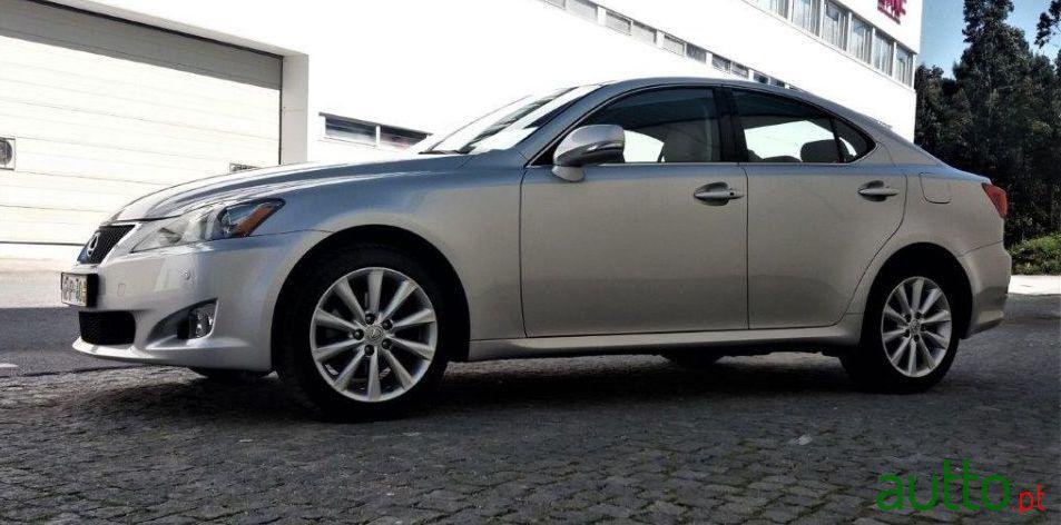 2010' Lexus Is-220 Executive photo #2