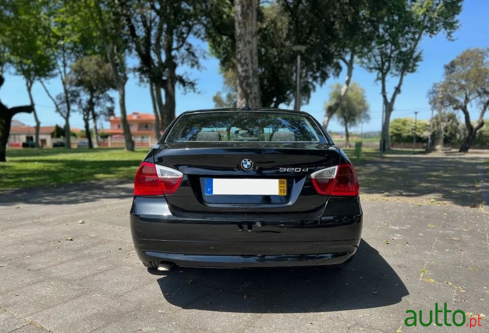 2006' BMW 320 photo #5