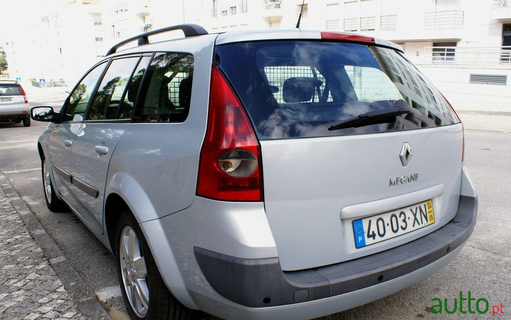 2004' Renault Megane Break photo #5