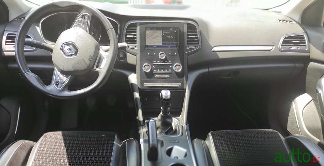 2017' Renault Megane photo #6