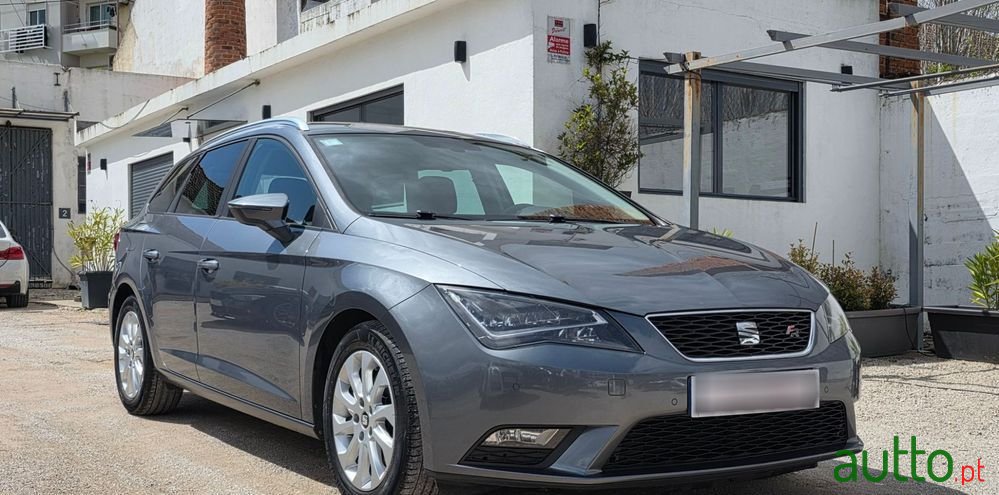 2014' SEAT Leon St 1.6 Tdi Style S/S photo #4