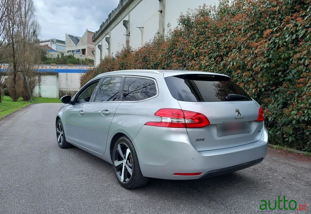 2015' Peugeot 308 Sw photo #4