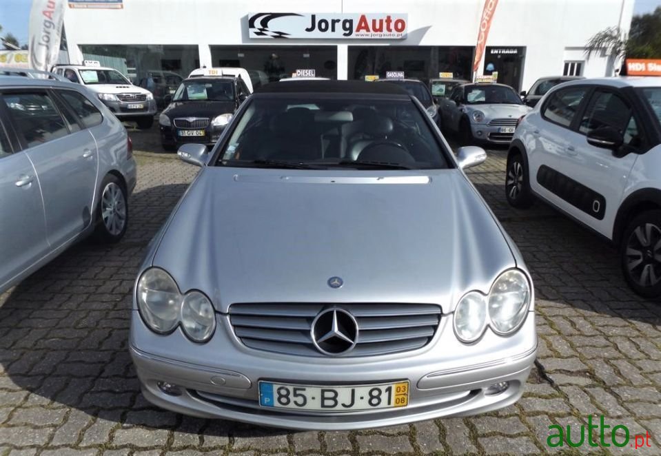 2003' Mercedes-Benz Clk-200 photo #2