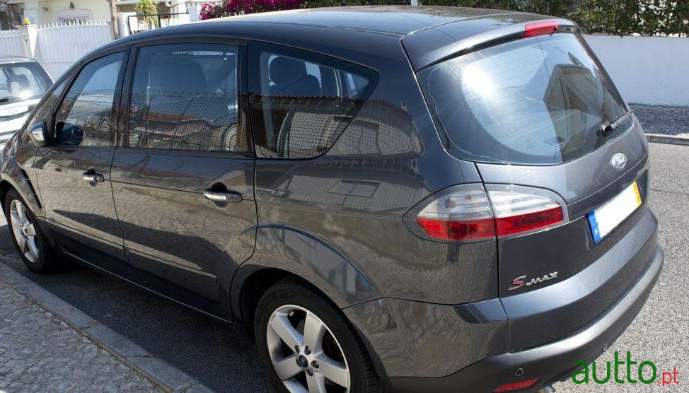 2008' Ford S-Max Titanium 7 Lug photo #2