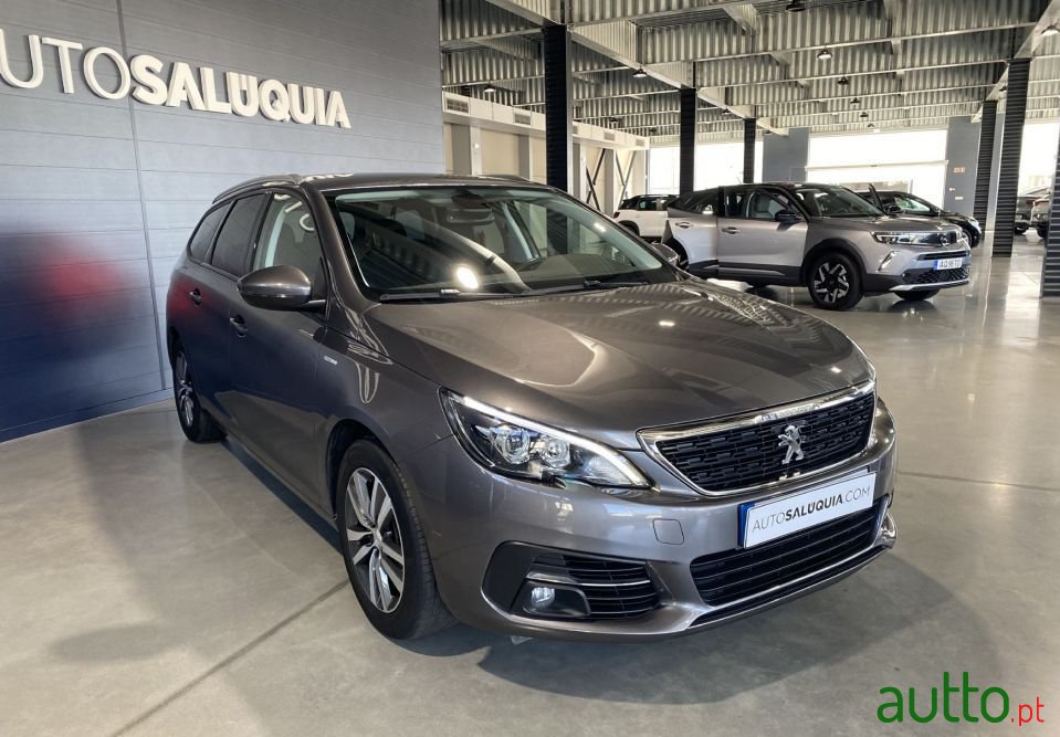 2021' Peugeot 308 Sw photo #6