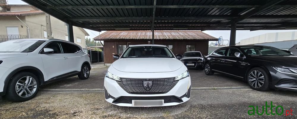 2022' Peugeot 308 photo #5