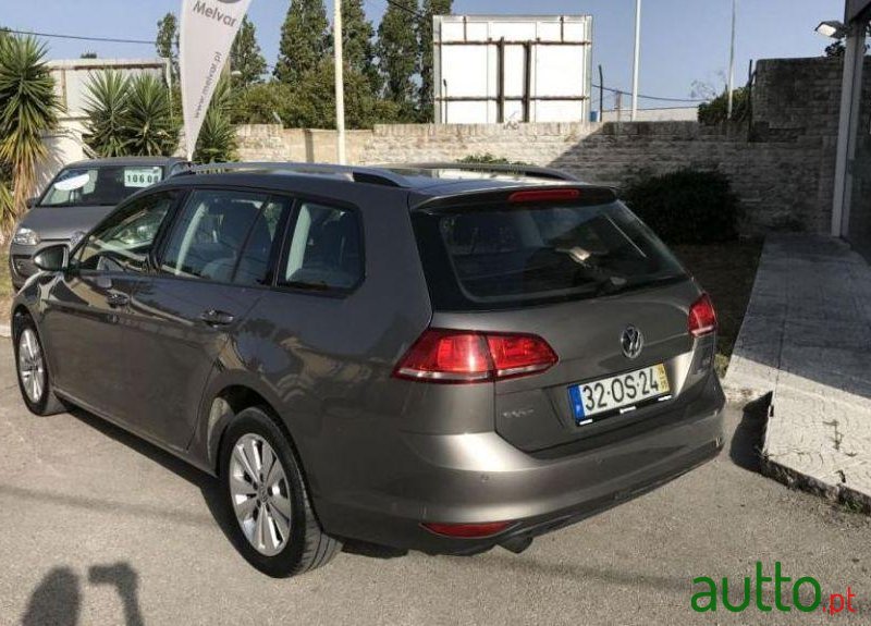 2014' Volkswagen Golf Variant photo #2