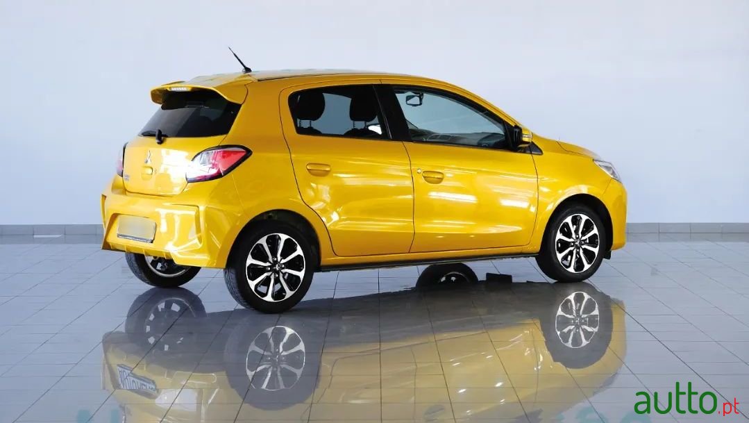 2022' Mitsubishi Space Star photo #4