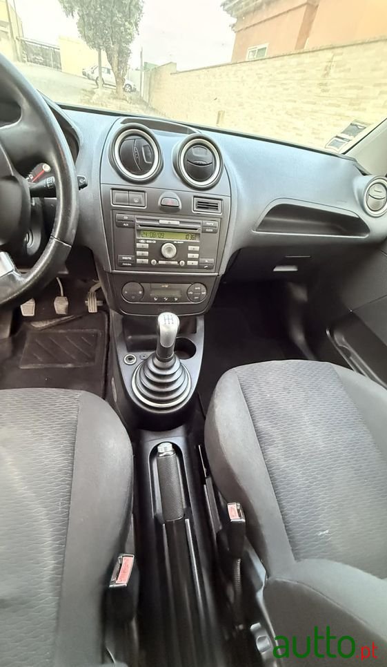 2006' Ford Fiesta 1.25 Ghia photo #5