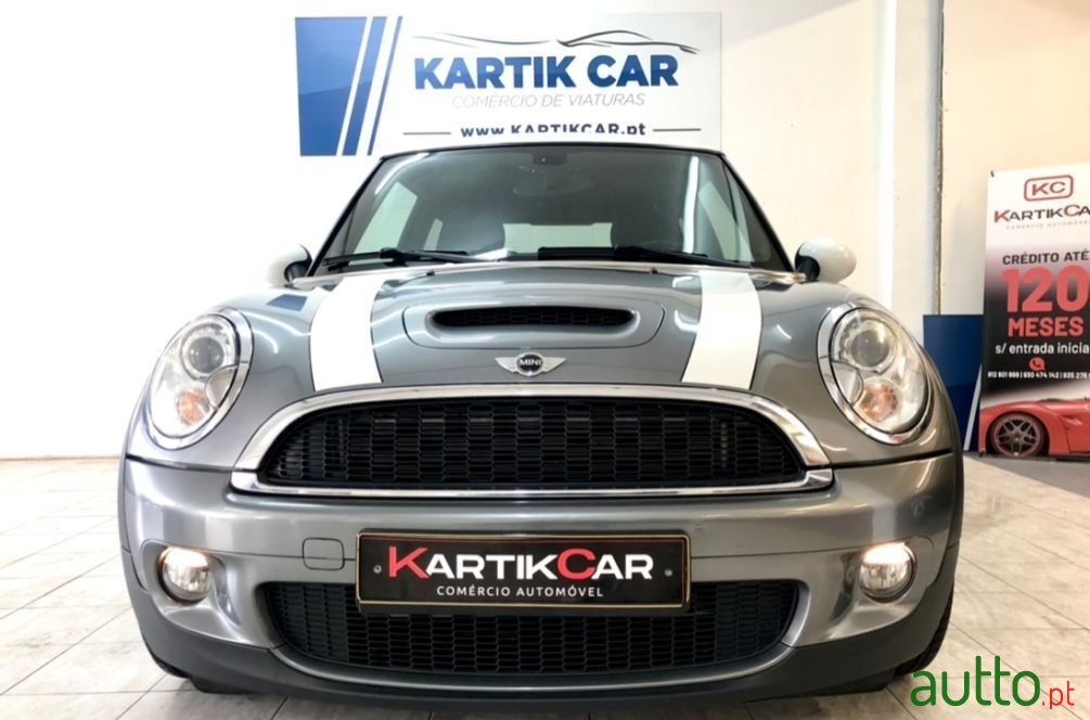 2009' MINI Cooper photo #4