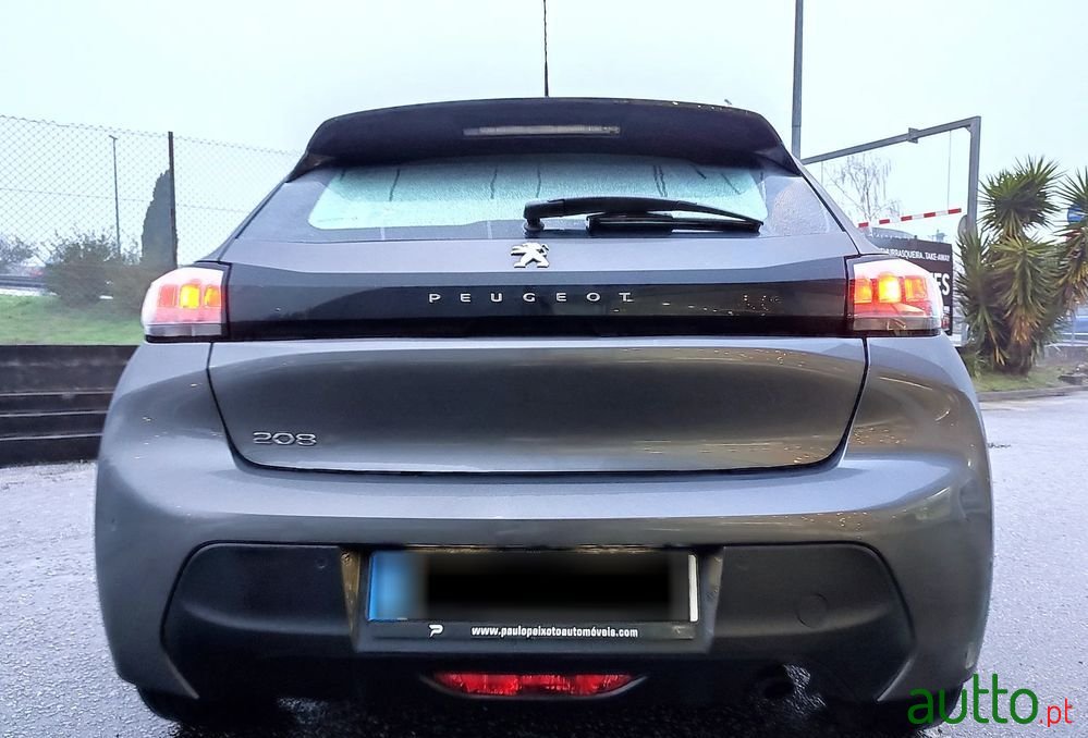 2022' Peugeot 208 photo #3