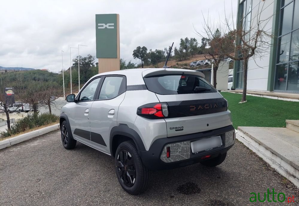 2024' Dacia Spring Electric 65 Extreme photo #4