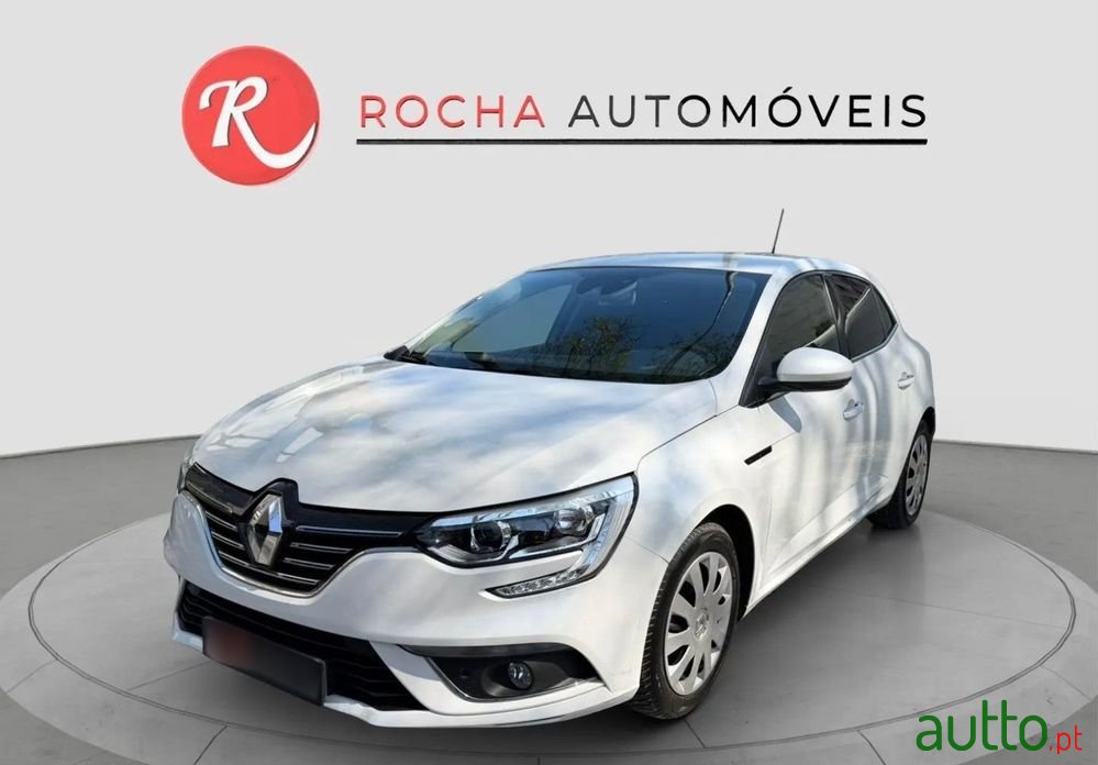 2019' Renault Megane photo #1