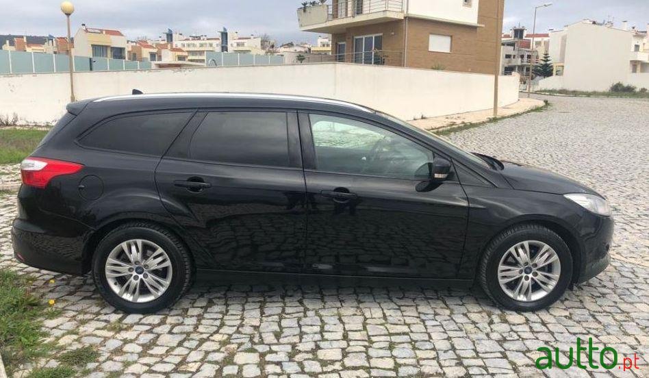 2014' Ford Focus Sw photo #3